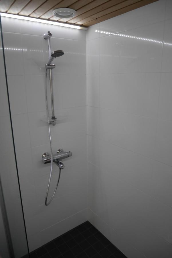 Cozy 4 Person Guesthouse On Quiet Residential Area Oulu Esterno foto